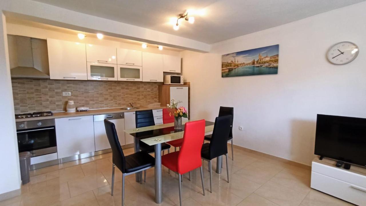 Holiday Apartments Maslina Paho Babino Polje Екстериор снимка