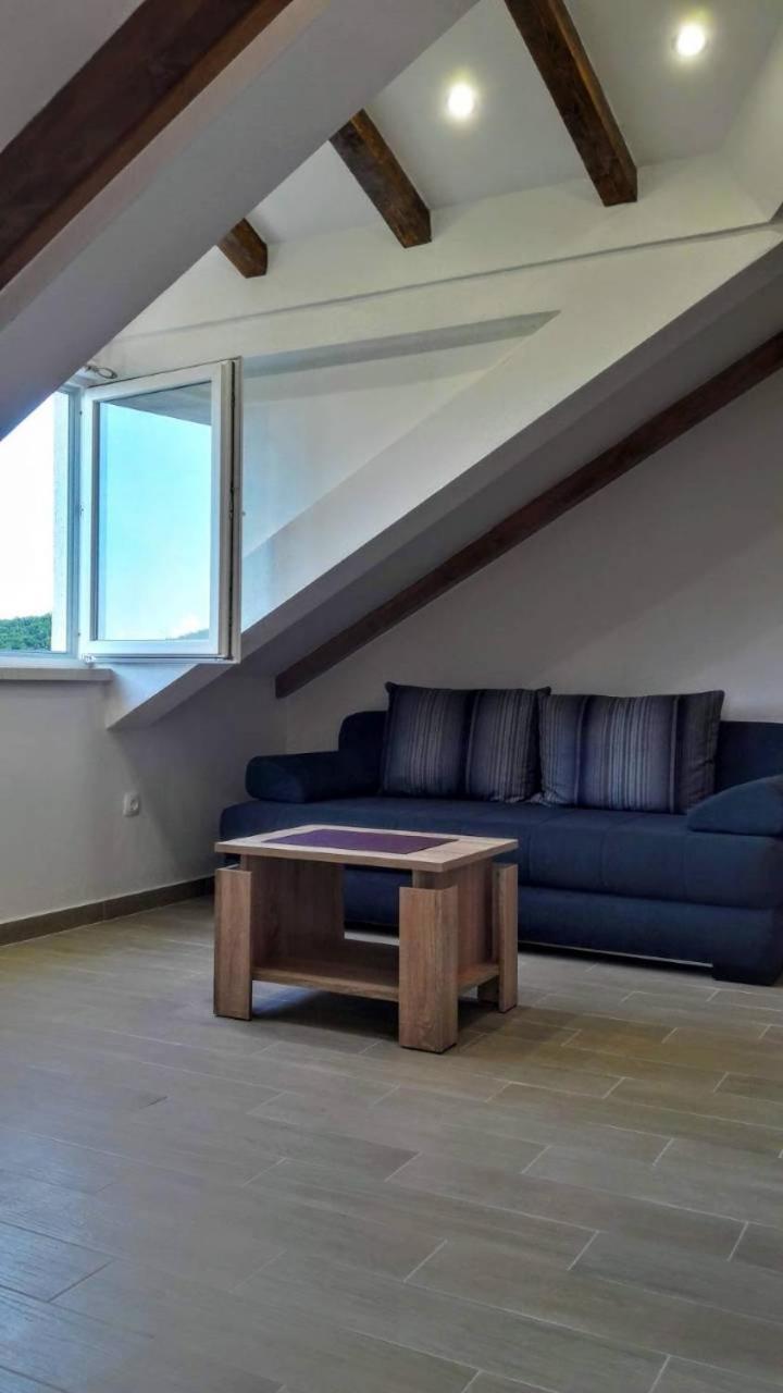 Holiday Apartments Maslina Paho Babino Polje Екстериор снимка